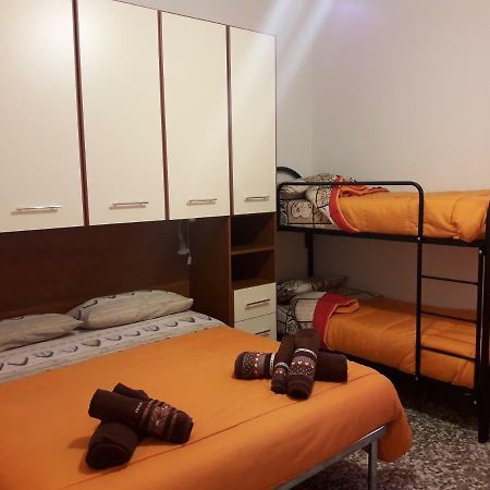 I Due Baroni - Fronte Campus Bed & Breakfast Bari Exterior photo