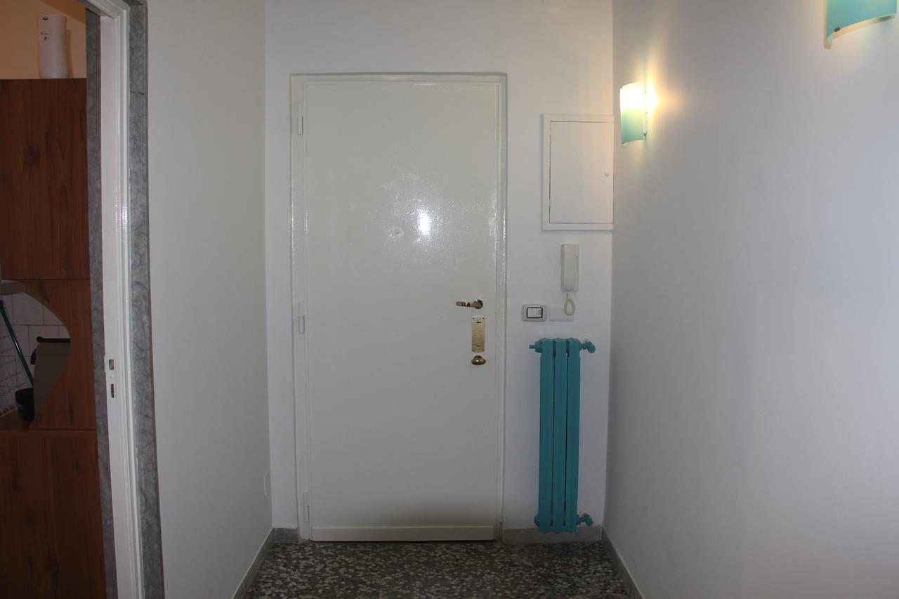 I Due Baroni - Fronte Campus Bed & Breakfast Bari Exterior photo